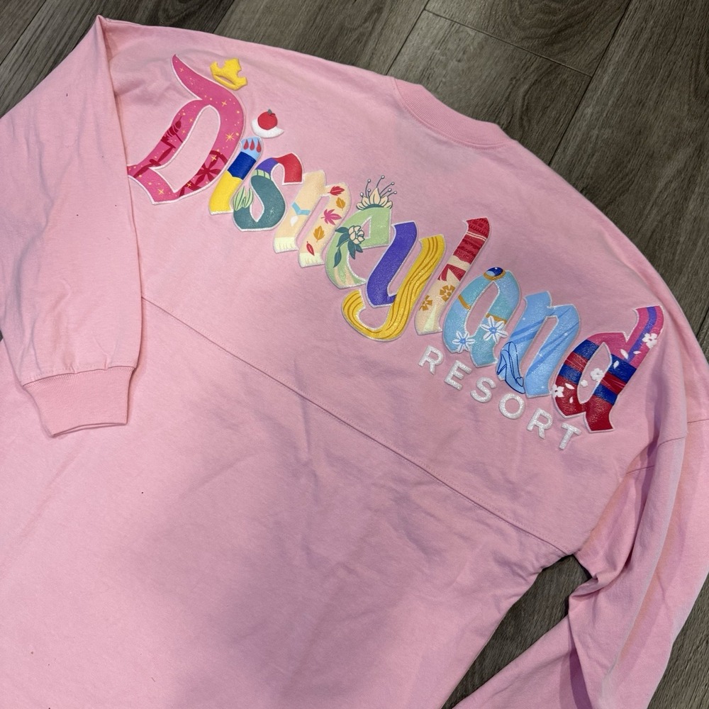 NWT Disney Princess Spirit Jersey Pink Sz M Disneyland Resort NEW